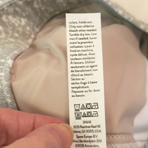 New Spanx Ankle Jean-ish Leggings XS - Picture 9 of 10